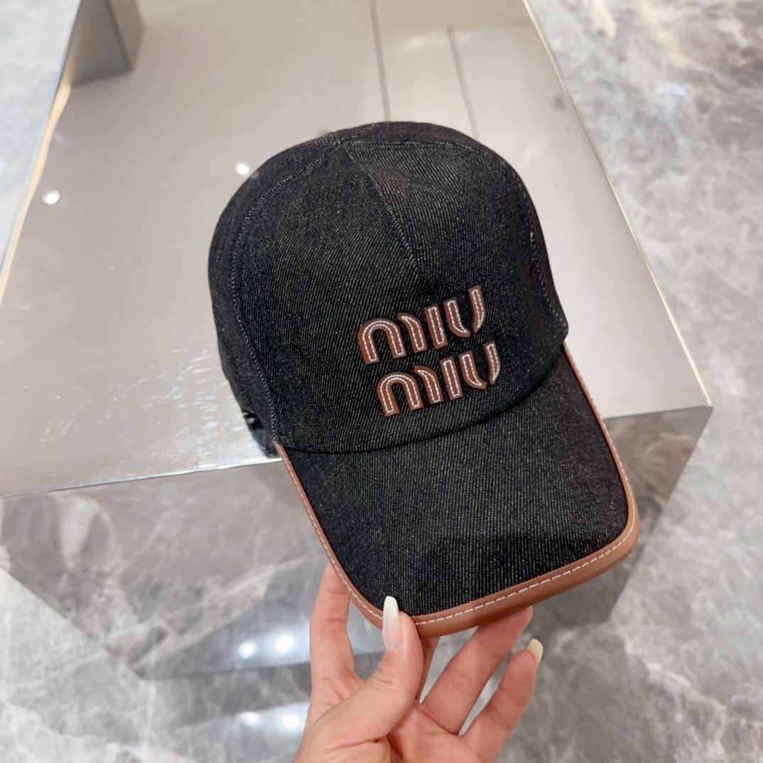 Miu Miu Caps